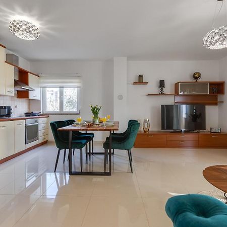 Elegant Two Bedroom Apartment Задар Екстер'єр фото